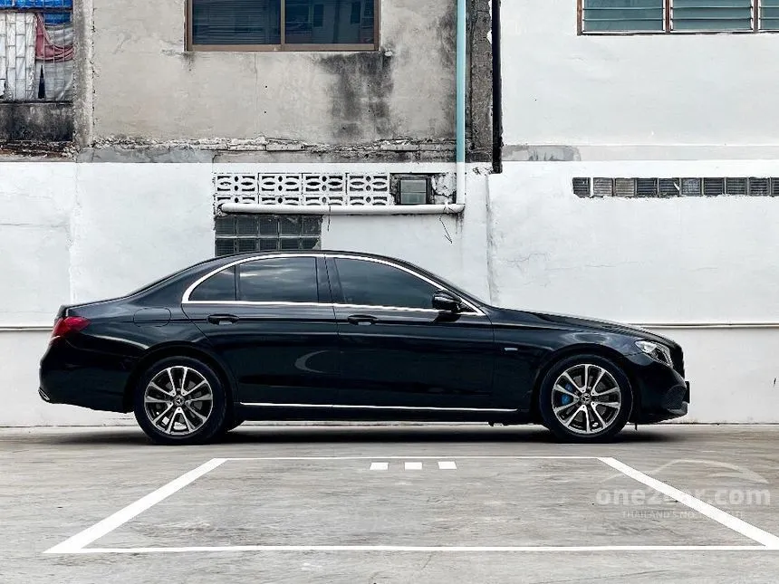 2019 Mercedes-Benz E350 e Avantgarde Sedan