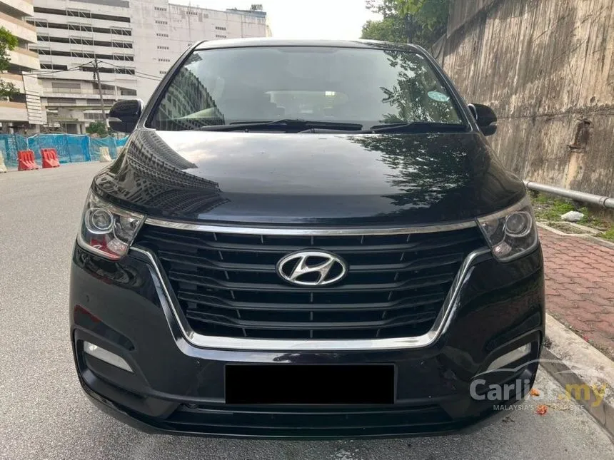 2018 Hyundai Grand Starex Executive MPV