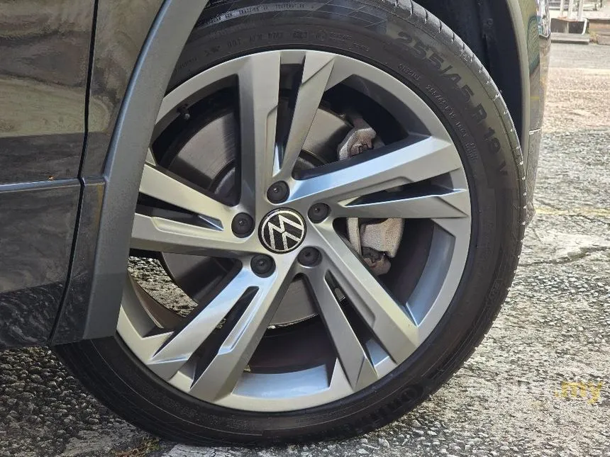 2024 Volkswagen Tiguan Allspace R-Line 4MOTION IQ.Drive SUV