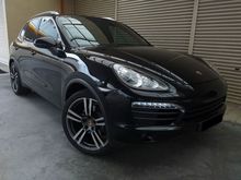 2014 Porsche Cayenne S 3.6 V6 (A) CBU IMPORT BARU LOW MILEAGE