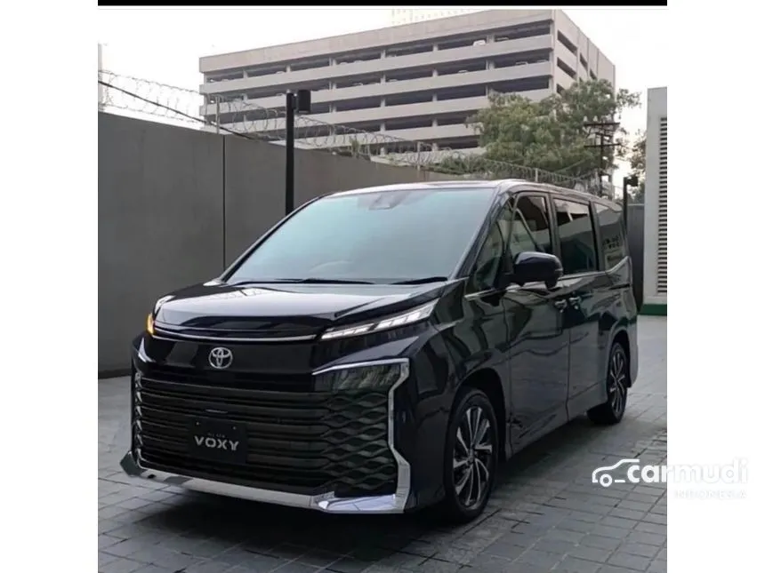 2024 Toyota Voxy Van Wagon