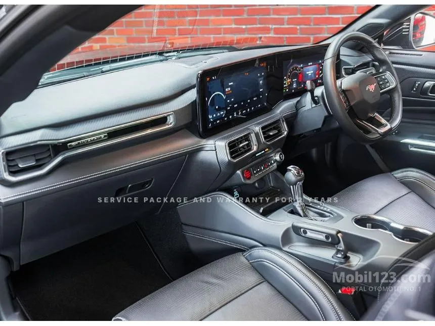 2024 Ford Mustang EcoBoost Fastback