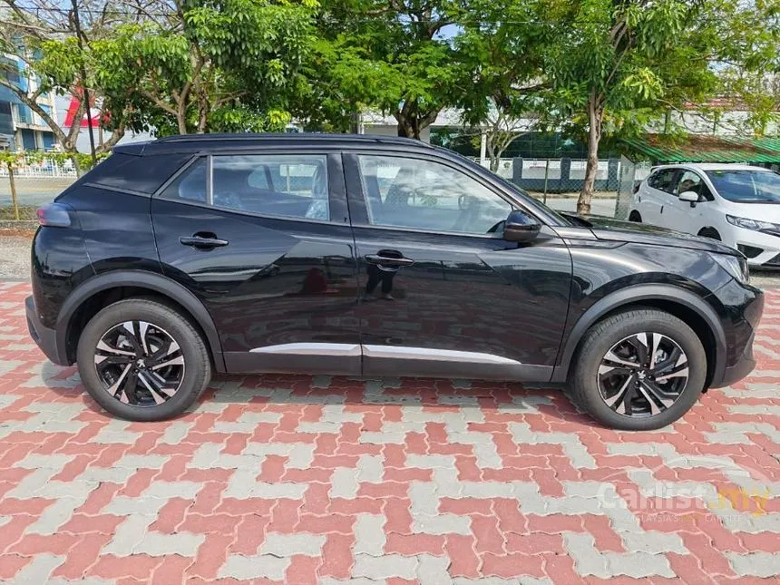 2025 Peugeot 2008 Allure SUV