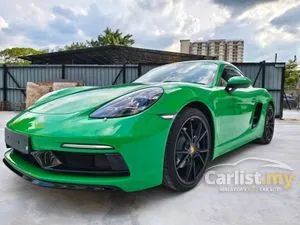 2022 Porsche 718 2.0 Cayman Coupe