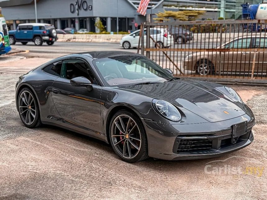 2022 Porsche 911 Carrera S Coupe