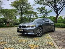 2022 BMW 320i 2.0 Sport Sedan . TERMURAH. LOW ODO. SIAP PAKAI. BSI DAN BRI AKTIF. PAJAK PANJANG.