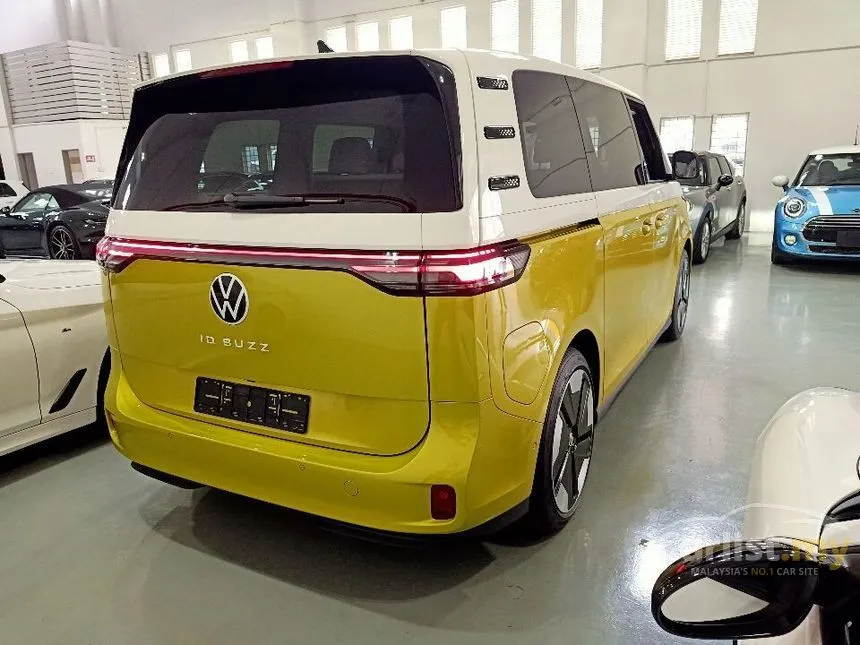 2022 Volkswagen ID. Buzz Style Van
