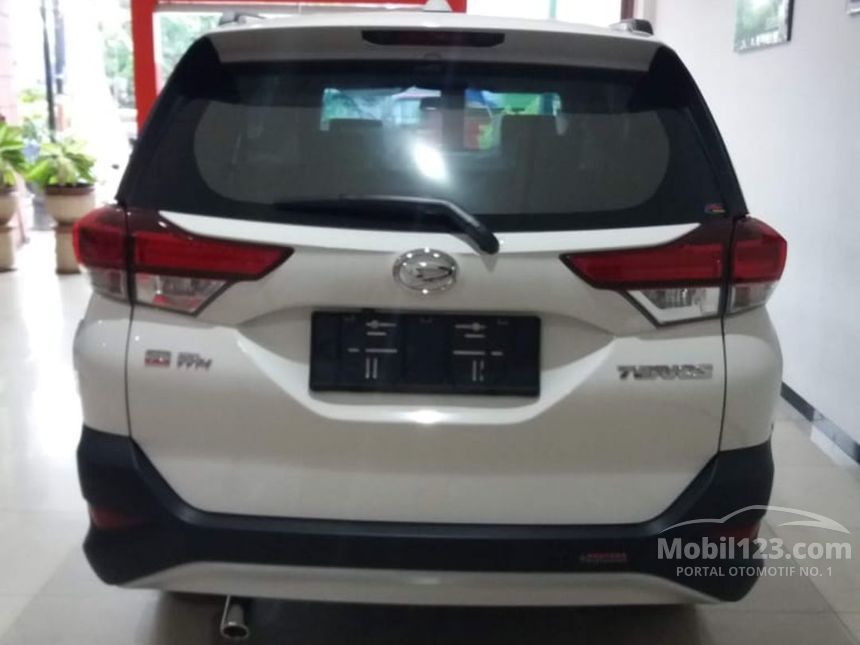 Jual Mobil Daihatsu Terios 2019 R Deluxe 1.5 di Yogyakarta 