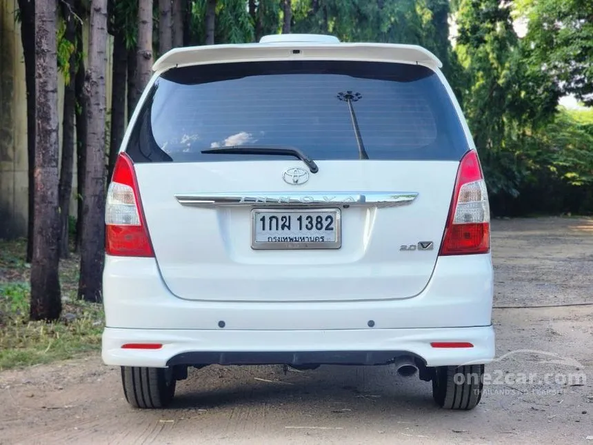 2012 Toyota INNOVA V Wagon
