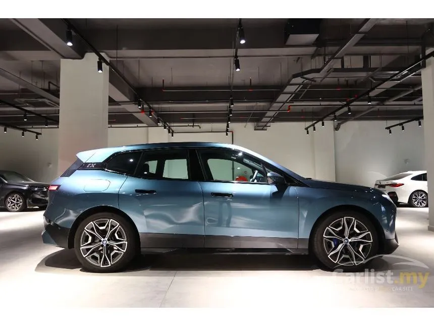 2025 BMW iX xDrive50 Sport SUV