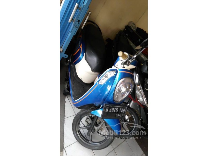 Jual Motor Honda Scoopy 2014  0 1 di DKI Jakarta Automatic 