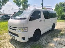 2017 Toyota Hiace 2.5 Window Van Van