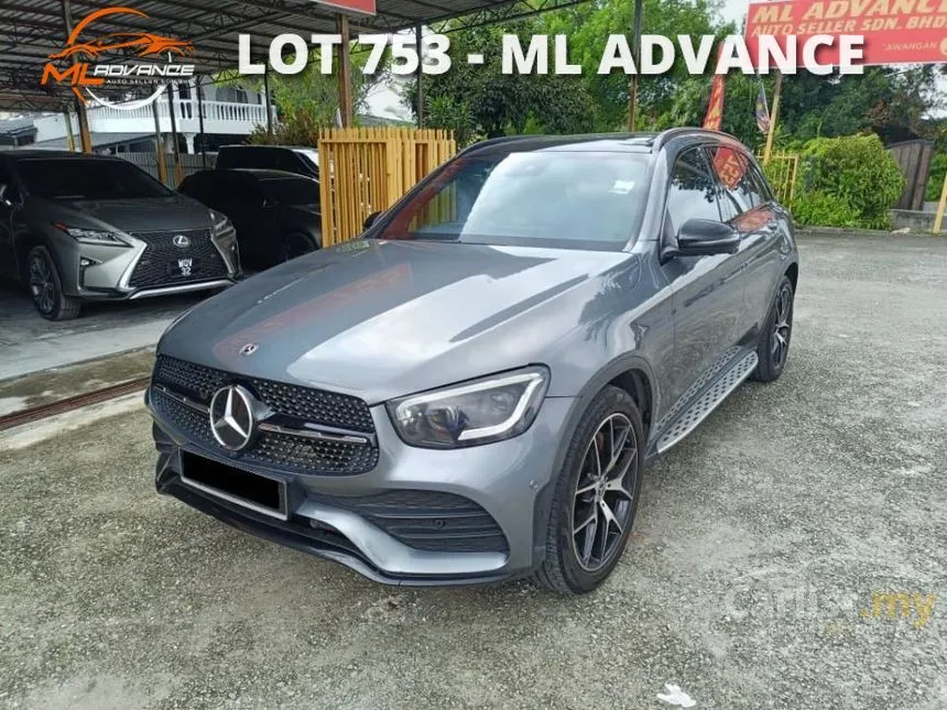 2020 Mercedes-Benz GLC300 4MATIC AMG Line SUV