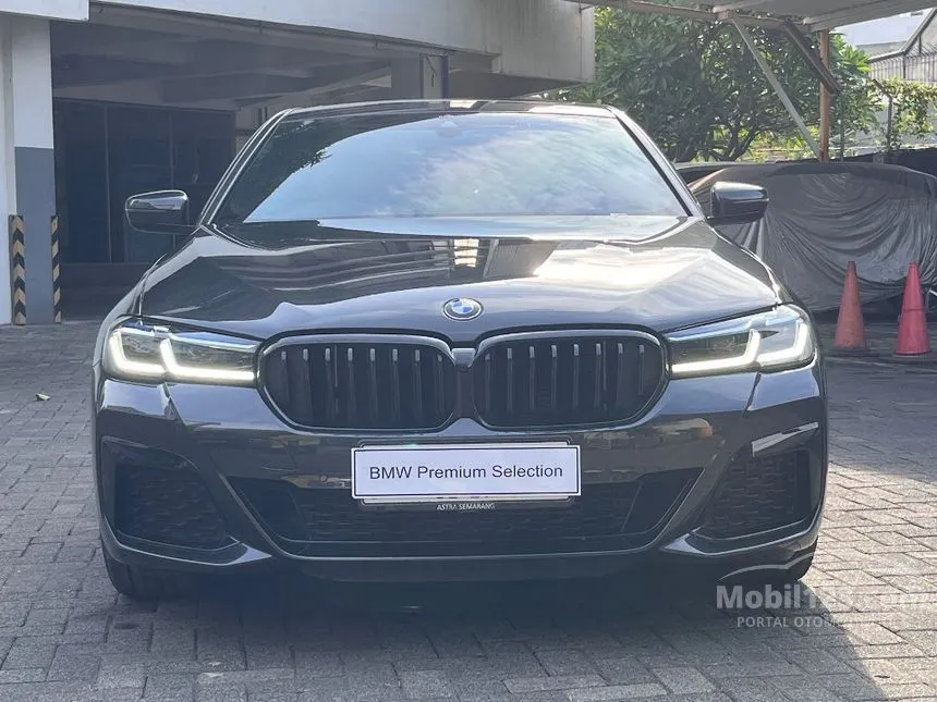 2023 BMW 520i M Sport Sedan