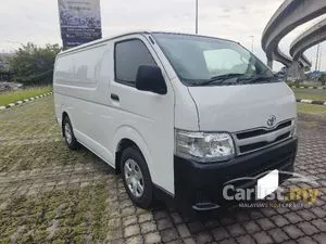 2013 Toyota Hiace 2.5 Window Van Van