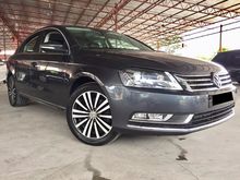 TIP TOP CONDITION 2012 Volkswagen Passat 1.8 TSI Sedan LOOK LIKE NEW