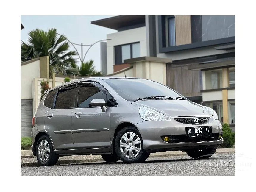 Jual Mobil Honda Jazz 2007 i