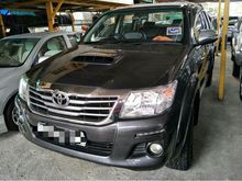 2015 Toyota Hilux 2.5 G VNT Pickup Truck