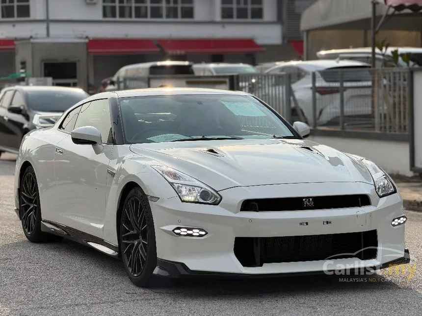 2024 Nissan GT-R Pure Edition Coupe