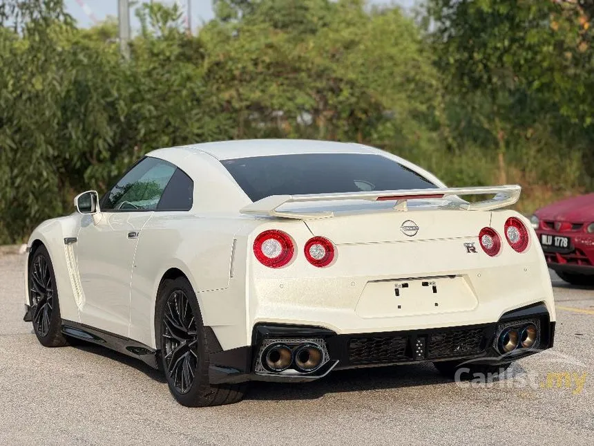 2024 Nissan GT-R Pure Edition Coupe