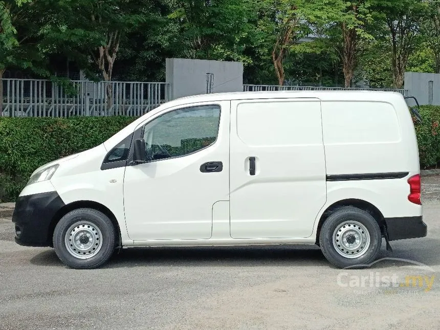 2013 Nissan NV200 Panel Van