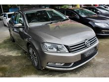 2014 Volkswagen Passat 1.8 TSI Sedan -- BEST DEAL --