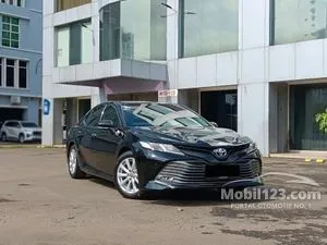 2020 Toyota Camry 2.5 V Sedan