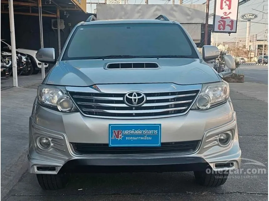 2013 Toyota FORTUNER V SUV