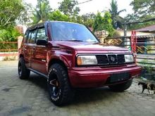Suzuki Escudo Nomade TH 1997