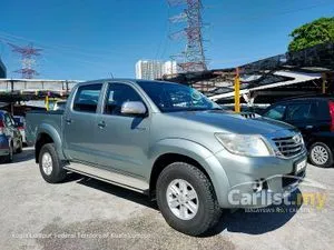2014 Toyota Hilux 2.5 G VNT Dual Cab (Metallic) Pickup