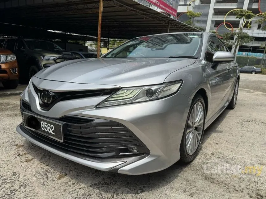 2019 Toyota Camry V Sedan