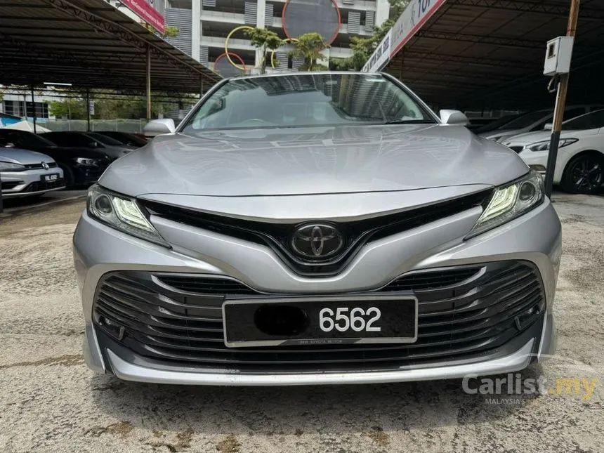 2019 Toyota Camry V Sedan