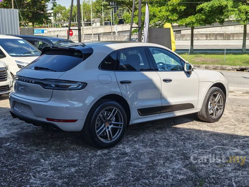 2021 Porsche Macan Turbo SUV