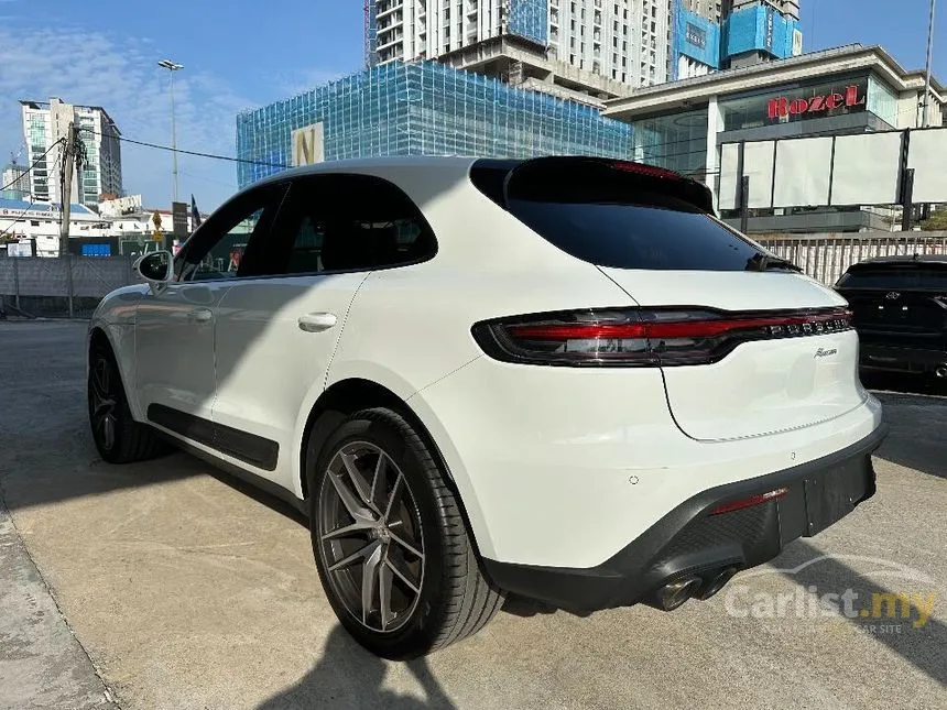 2022 Porsche Macan SUV