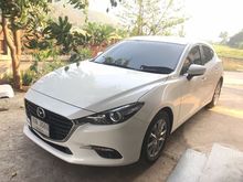 2017 Mazda 3 2.0 (ปี 14-17) C Sports Hatchback AT