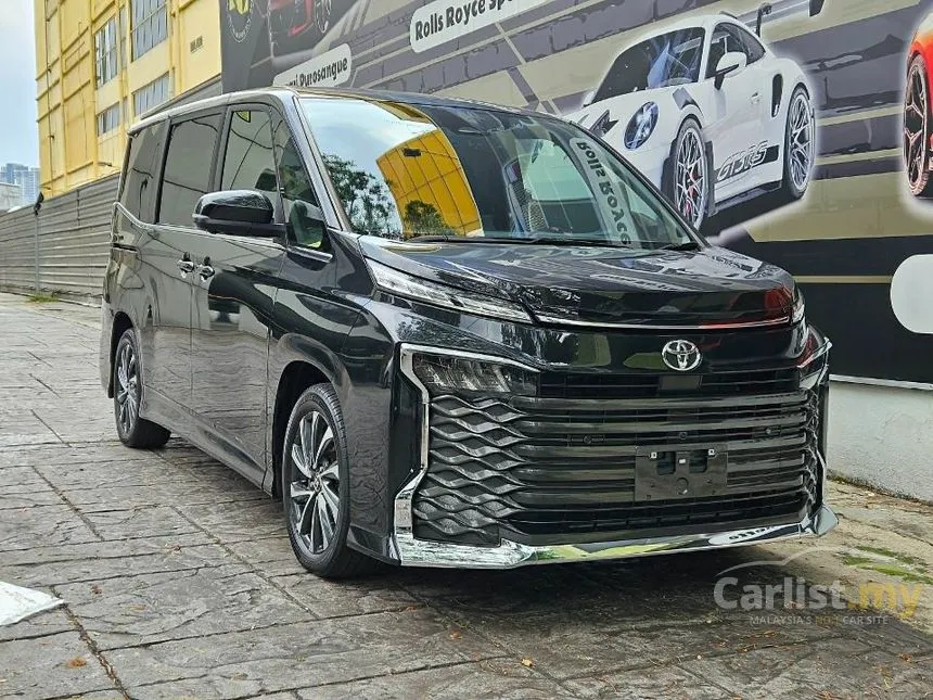2023 Toyota Voxy S-Z MPV