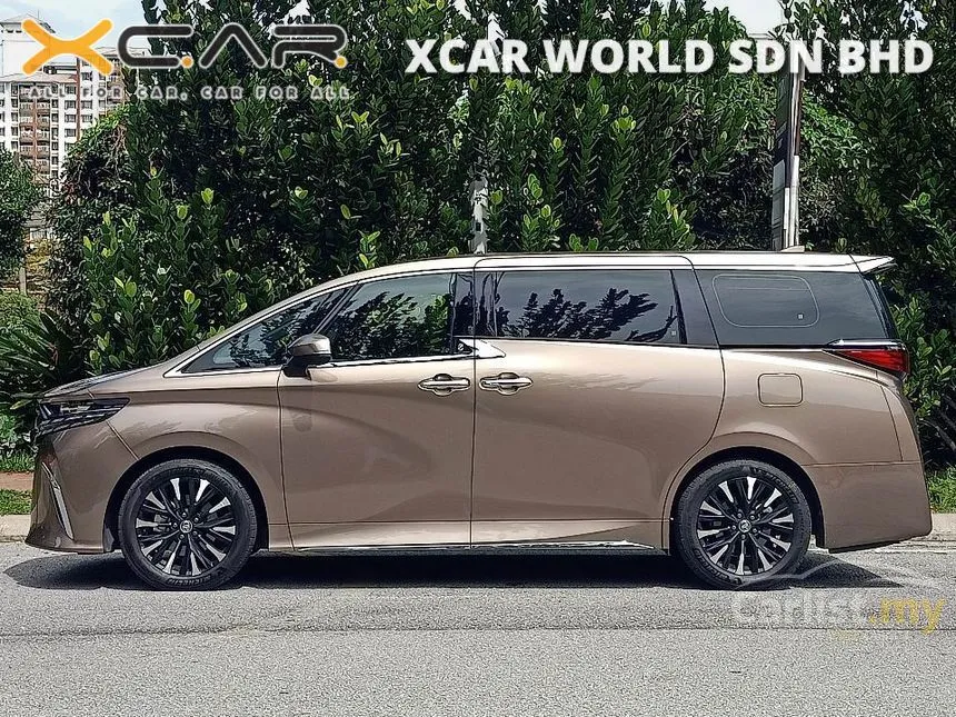 2025 Toyota Alphard Executive Lounge MPV