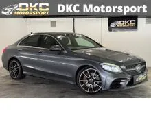 2019 Mercedes-Benz C300 2.0 AMG Line Sedan / POWERED FRONT SEATS WIYH MEMORY / 64-COLOUR AMBIENT LIGHTING / KEYLESS GO / 7 AIRBAGS / ESP / TPMS / ABA