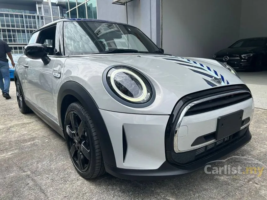 2022 MINI 3 Door Cooper SE Hatchback