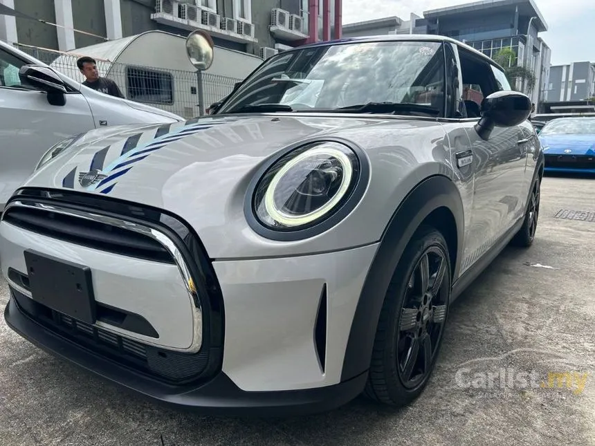 2022 MINI 3 Door Cooper SE Hatchback