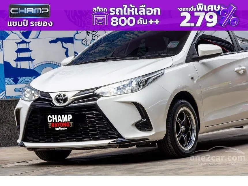 2021 Toyota YARIS Entry Hatchback