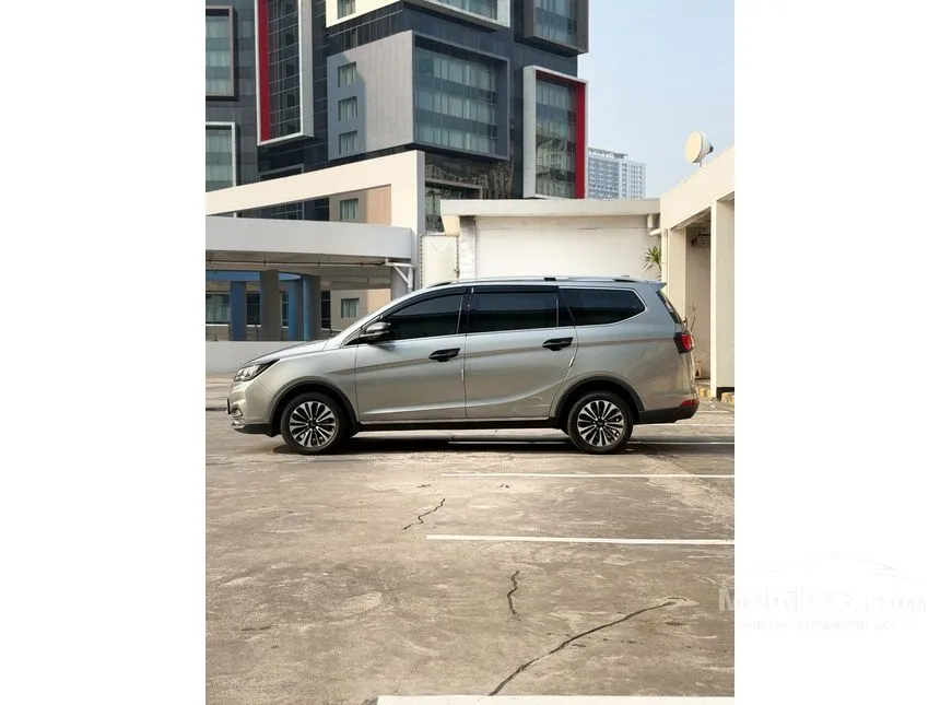 2022 Wuling Cortez EX Lux+ MPV