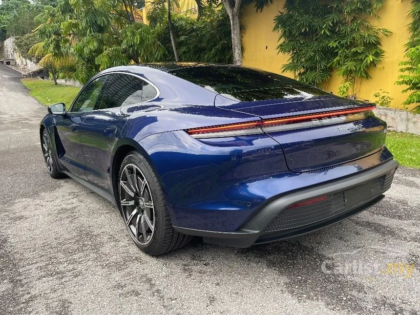 2020 Porsche Taycan 4S Sedan