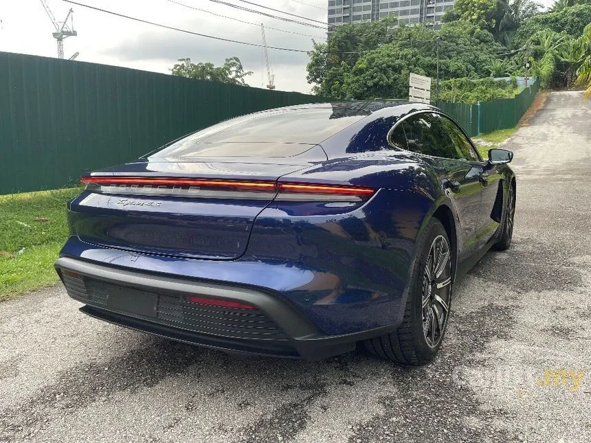 2020 Porsche Taycan 4S Sedan