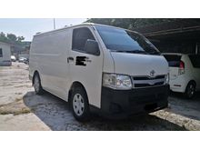 2013 Toyota Hiace 2.5 Panel Van