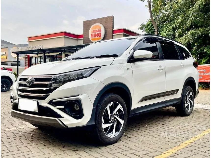 Jual Mobil Toyota Rush 2023 S GR Sport 1.5 di Jawa Barat Automatic SUV Putih Rp 234.500.000