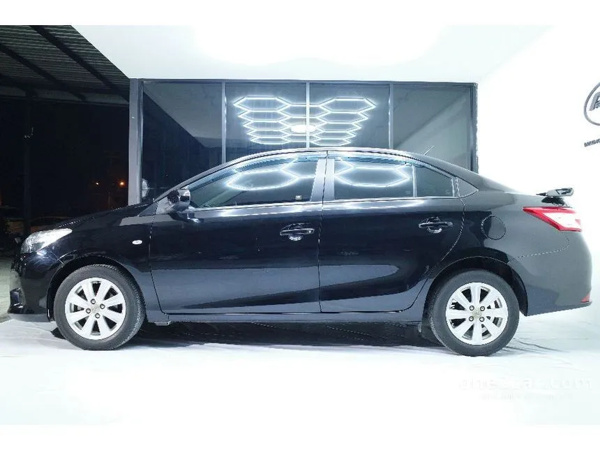 2013 Toyota VIOS ES Sedan