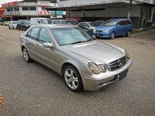 Loan Kedai/Credit/Bank Easy Approved, 2004/08 Mercedes-Benz C200K 1.8 Elegance Sedan