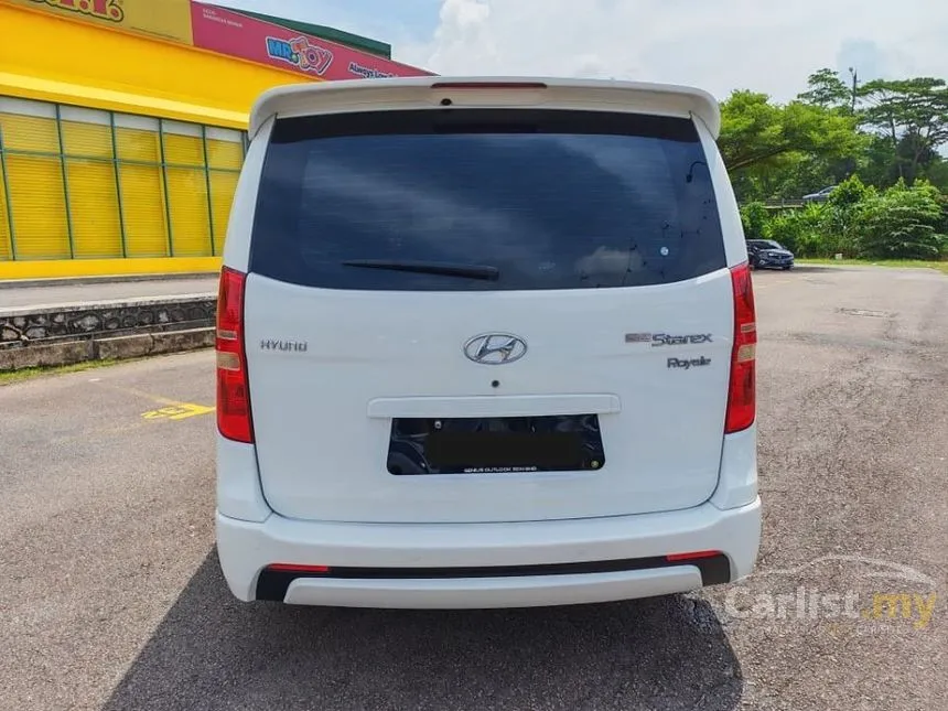 2013 Hyundai Grand Starex CRDi MPV