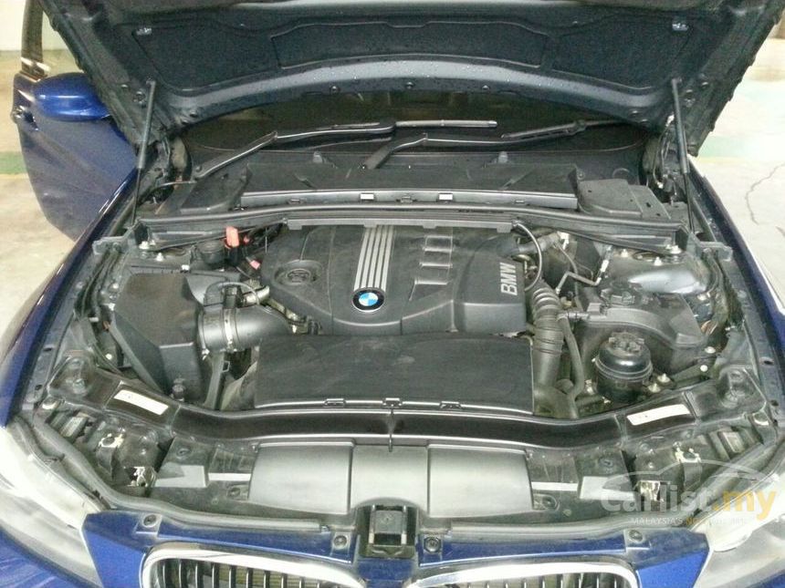 2009 BMW 320d Sport Sedan